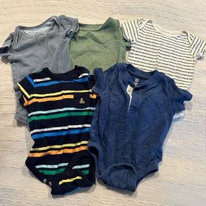 Lot of baby boy short sleeve onesies